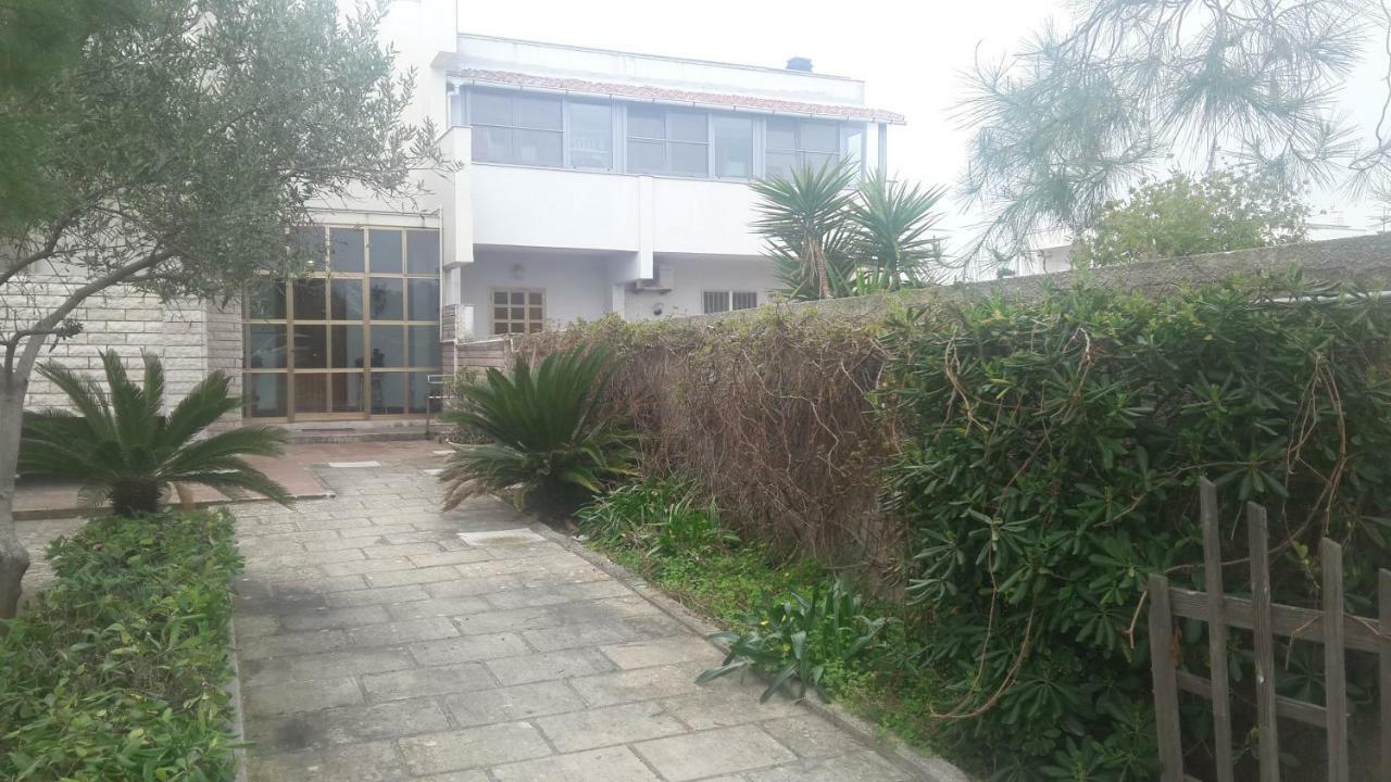 Pietra Di Mare Acomodação com café da manhã Bari Exterior foto